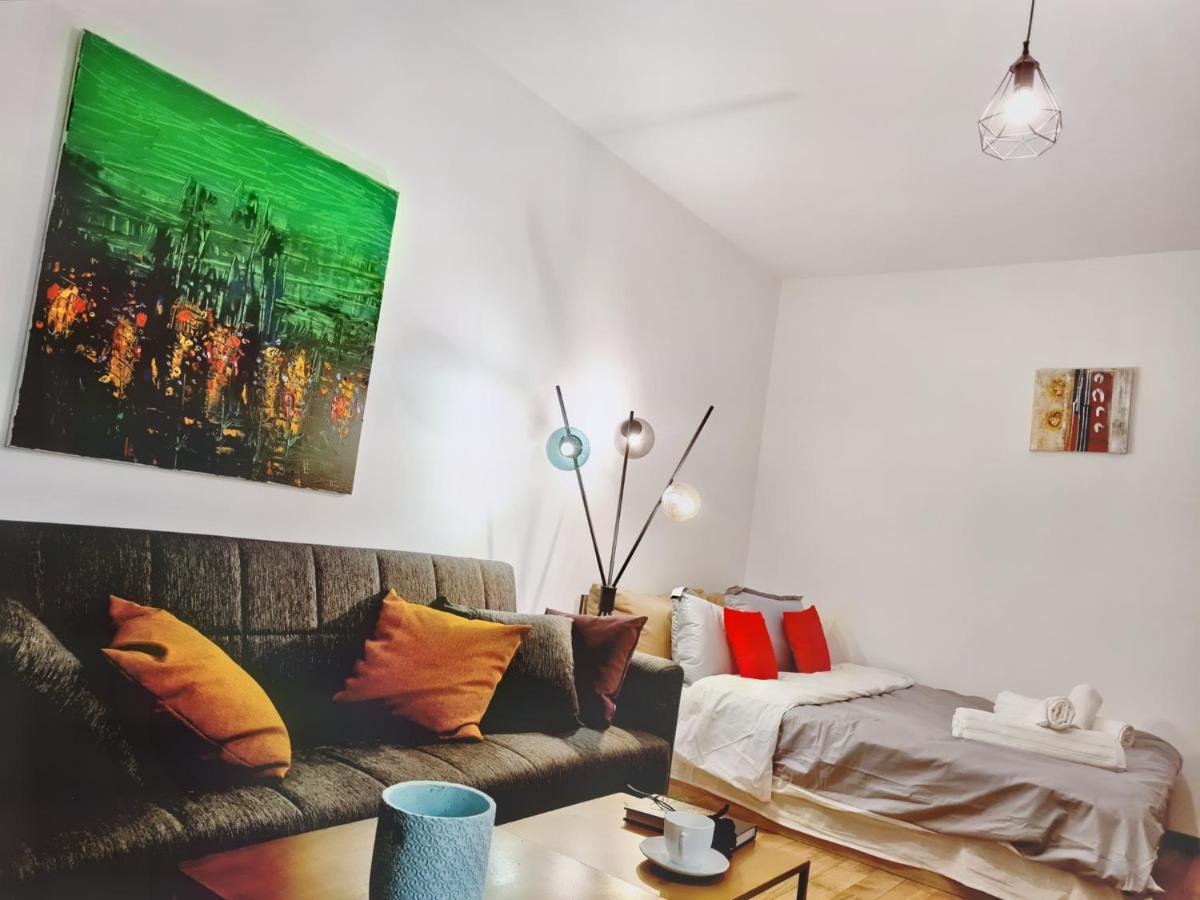 Lovely Ultracentral Apartment With Parking Cluj-Napoca Exterior foto